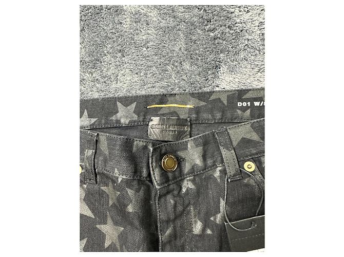 Jeans de denim con estampado de estrellas de Saint Laurent por Hedi Slimane de la colección primavera-verano 2016. Negro - vista 7