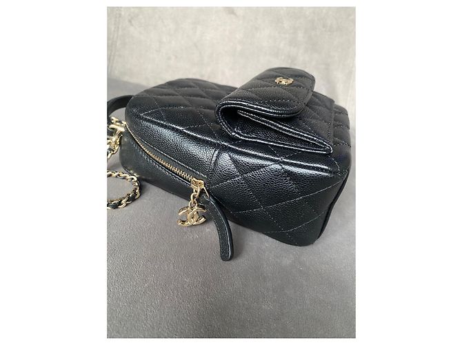 Chanel Classic 24C CC Mini Zaino in Pelle Nera Nero - vista 6