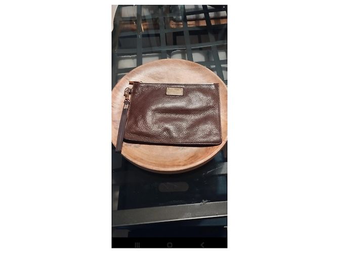 Clutch Salvatore Ferragamo in Pelle di Vitello Marrone Scuro - vista 2