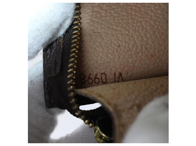 LOUIS VUITTON Monogram Bucket PM Pouch Accessory Pouch LV Auth ar12248 Monogramme - vue 12