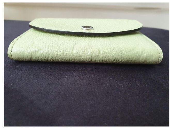 Louis Vuitton Carteira Rosalie Monogram Empreinte Couro Verde - vista 5