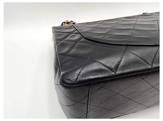 Borsa a tracolla Chanel Timeless Classic Turn Lock Maxi XL Jumbo Nero - vista 17