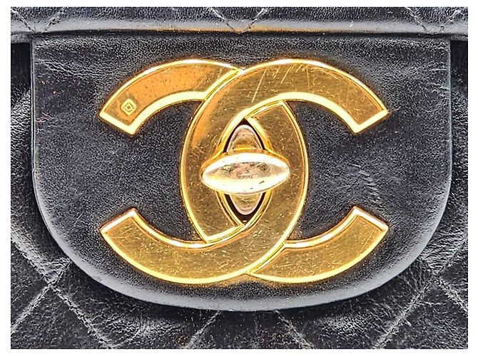 Borsa a tracolla Chanel Timeless Classic Turn Lock Maxi XL Jumbo Nero - vista 18