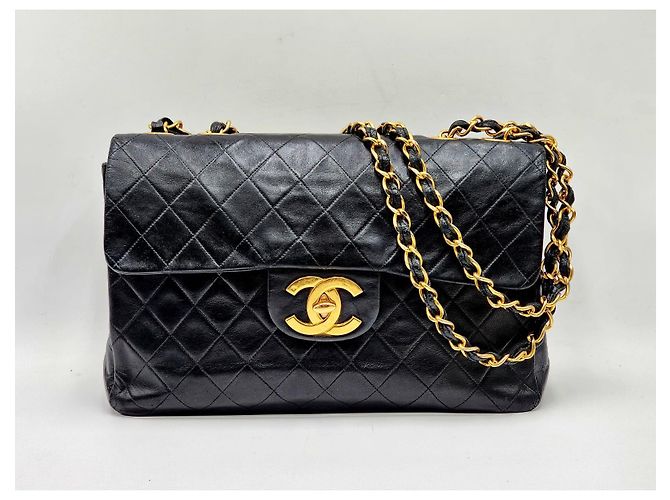 Borsa a tracolla Chanel Timeless Classic Turn Lock Maxi XL Jumbo Nero - vista 2