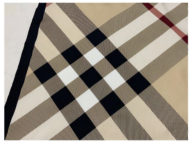 Foulard Burberry in seta beige tartan - vista 2