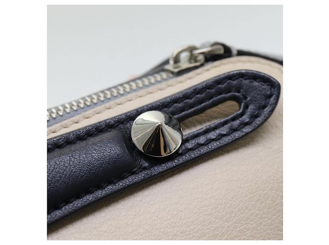 Borsa a mano FENDI in pelle beige Auth ar12221 - vista 17