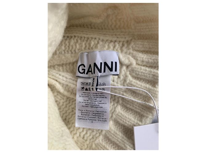 Berretto Ganni Beige in Lana - vista 4