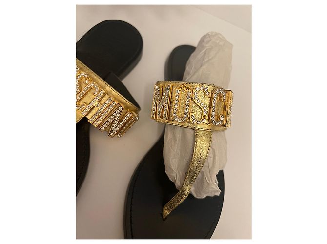 Infradito con logo in cristallo Moschino D'oro - vista 8