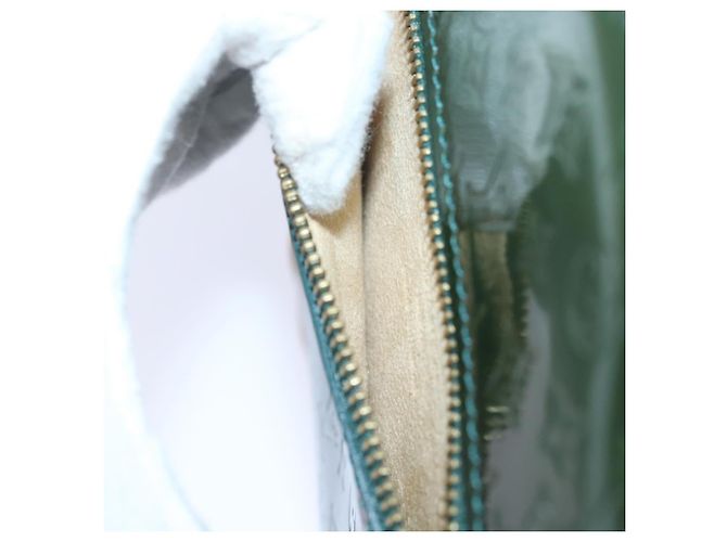 LOUIS VUITTON Conte de Fe Pochette Grabo Frog Shoulder Bag M92269 LV Auth 83856 Green - view 11