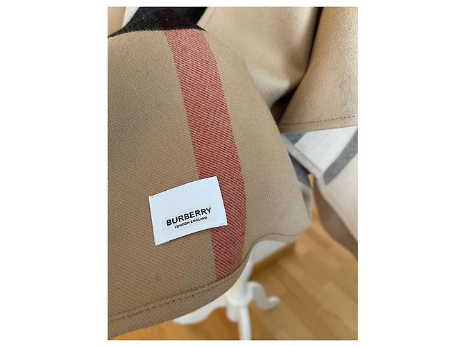 Burberry CHARLOTTE REVERSIBLE SOLID CHECK WOOL CAPE Beige - vista 2