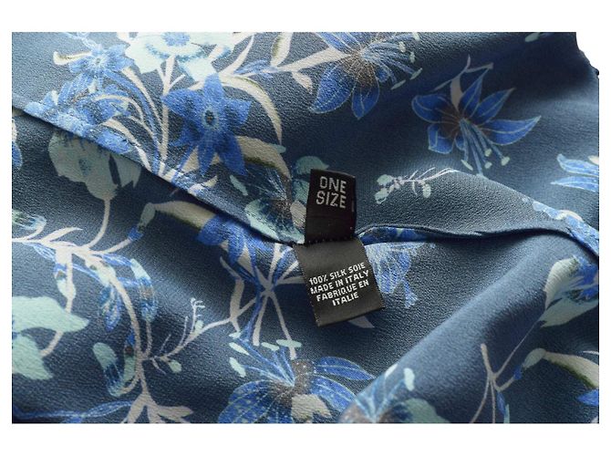 Autre Marque Athena Procopiou Blue Floral Silk Cardigan with Fringes - view 4