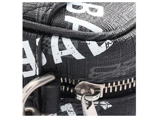 Camera Borsa a tracolla Balenciaga BB Monogram Signature Nera - vista 6