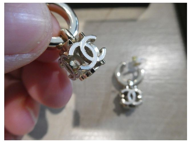 orecchini Chanel nuovi con scatola Gold hardware - vista 4