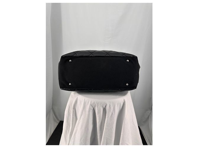 Chanel Paris-Biarritz 2012 GM borsa nera Nero Silver hardware - vista 8