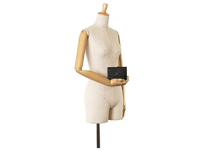 Billetera compacta Capucines en taurillon negro Louis Vuitton - vista 10
