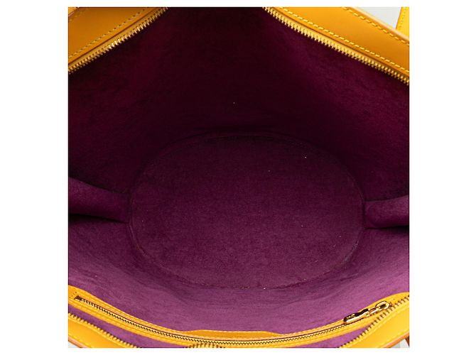 Louis Vuitton Amarelo Epi Saint Jacques GM Alça Longa - vista 5