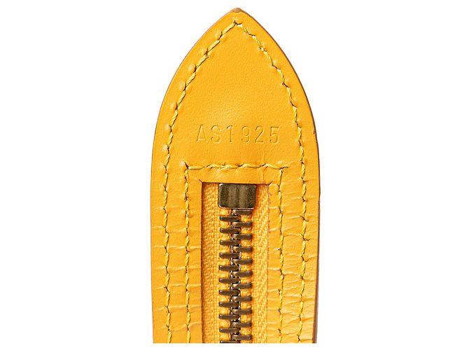 Louis Vuitton Amarelo Epi Saint Jacques GM Alça Longa - vista 7