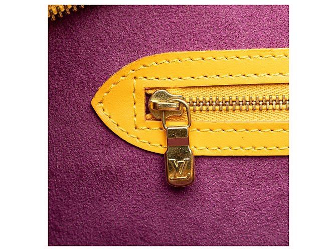 Louis Vuitton Amarelo Epi Saint Jacques GM Alça Longa - vista 8