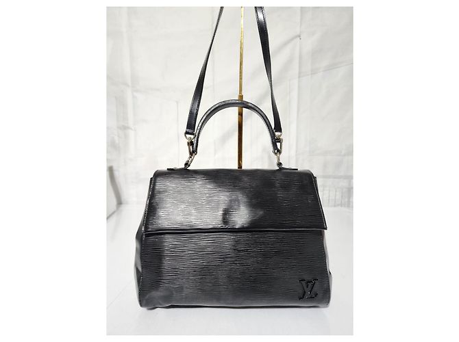 Borsa a tracolla Cluny in pelle Epi nera Louis Vuitton Nero - vista 11