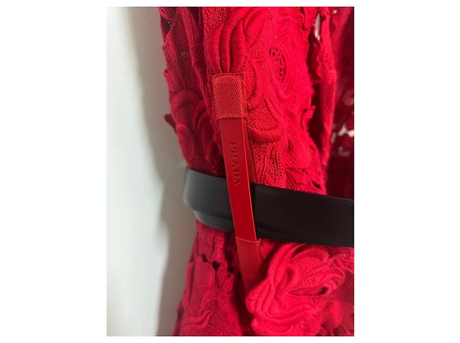 Vestido midi Prada rojo de encaje de guipur y algodón con cinturón Roja - vista 3
