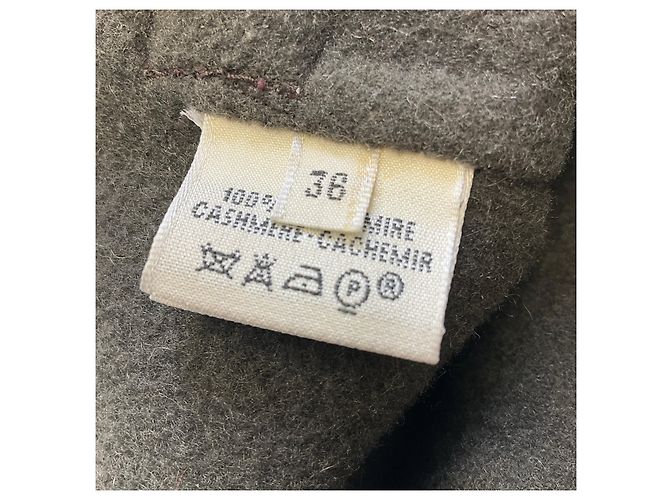 Trim Hermès Casaco de cashmere verde escuro com cinto Hermes Roxo - vista 5