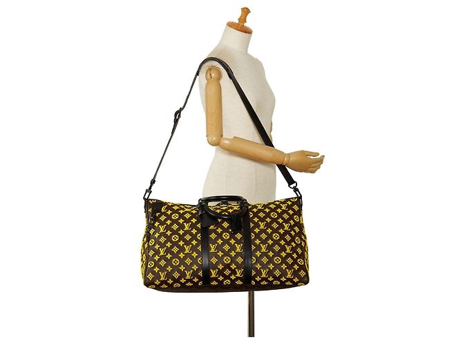 Keepall 50 Louis Vuitton borsa da viaggio triangolo giallo Marrone - vista 3