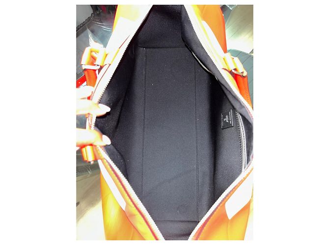 Louis Vuitton Keepall 50 World Cup Pelle Bianco Rosso - vista 12