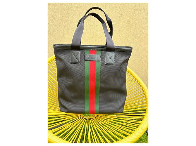 Borsa tote Gucci in nylon nero - vista 2