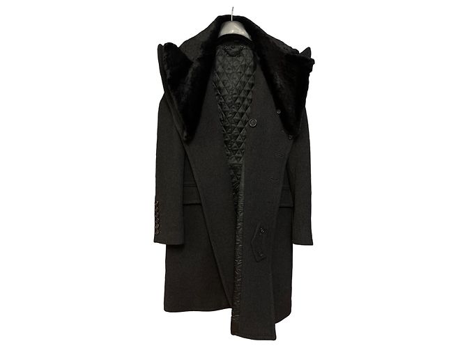 Burberry Prorsum Pre Fall 2011 Mantel von Christopher Bailey. Anthrazitgrau - Ansicht 2