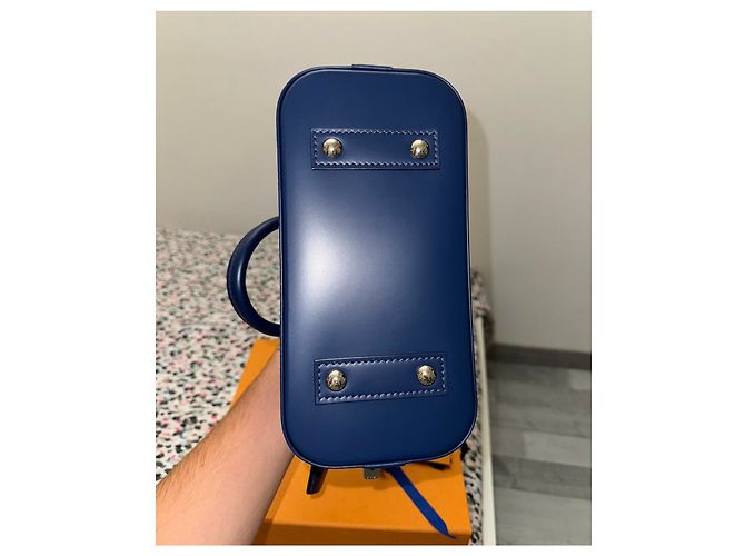 Louis Vuitton Alma BB Cuero Epi Azul Marino - vista 14