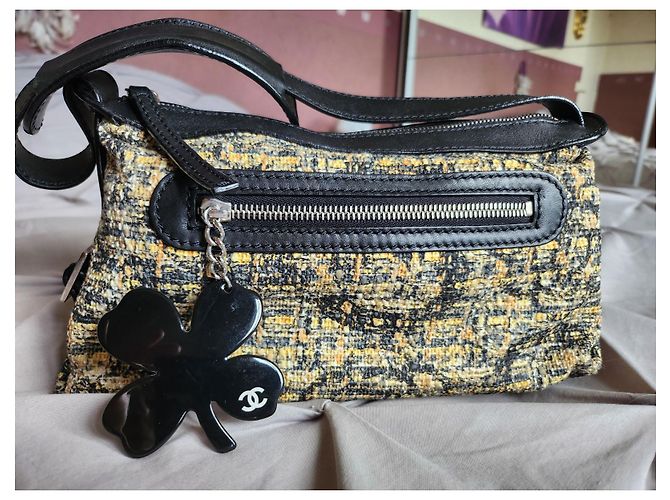 Chanel Coco Mark Umhängetasche Schwarz Beige - Ansicht 2