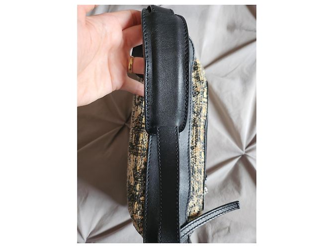Chanel Coco Mark Umhängetasche Schwarz Beige - Ansicht 9