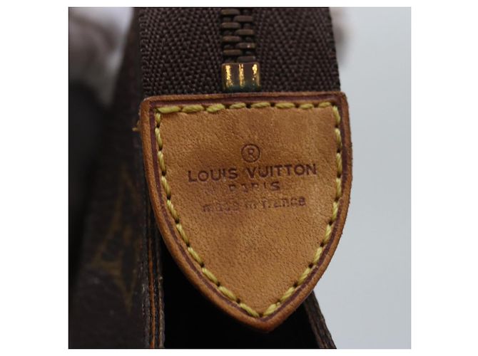 LOUIS VUITTON Monogram Poche Toilette 26 Pouch M47542 LV Auth am6697 Monogramma - vista 8