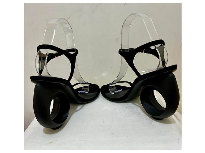 Burberry Sandali ispirati a Henry Moore, edizione limitata Nero - vista 5