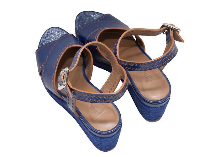 Trim Hermès Blaue Hermes Lackleder-Wedgesandalen Größe 38 - Ansicht 3