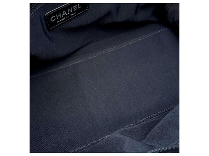 Bolso tote Chanel Coco Mark Executive Line A67282 Negro - vista 11