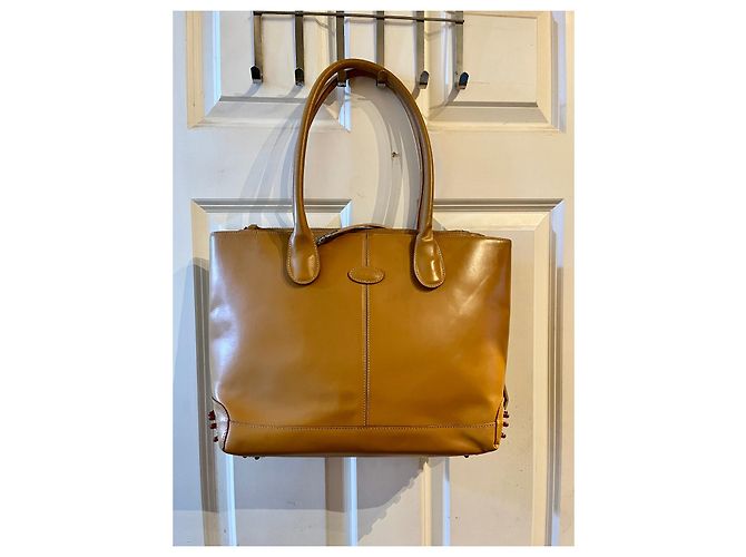 Tod's D-Bag em couro de bezerro com acabamento gommino Castanho claro Caramelo - vista 2