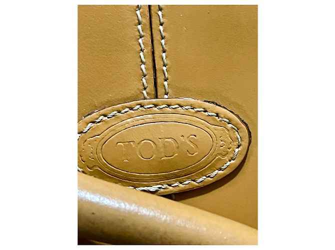 Tod's D-Bag em couro de bezerro com acabamento gommino Castanho claro Caramelo - vista 6