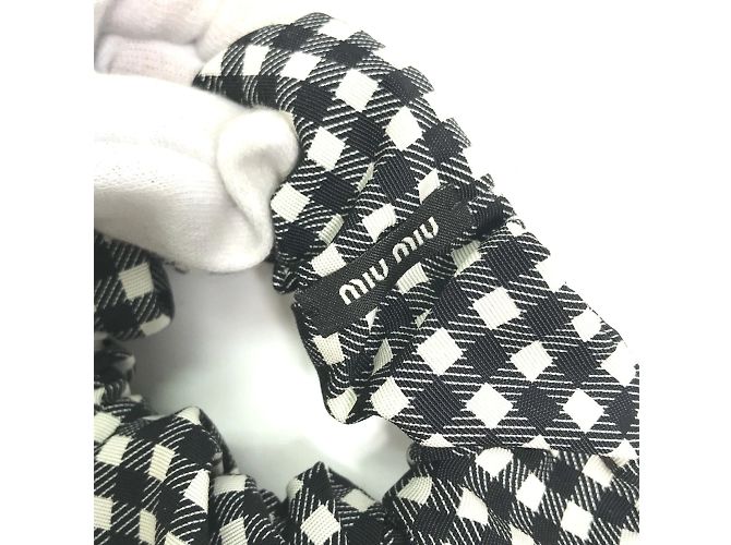 Miu Miu MIU Scrunchie a quadri Nero Bianco - vista 6
