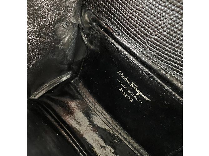 Pochette Vara Ribbon di Salvatore Ferragamo Nero - vista 6