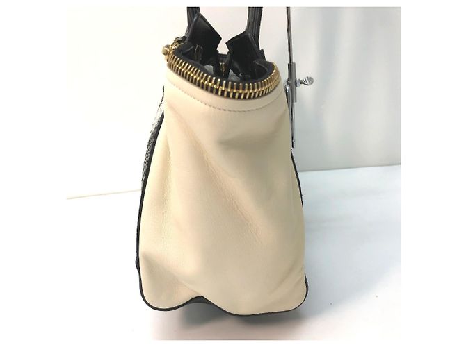 Borsa in pelle nera Gancini di Salvatore Ferragamo Nero - vista 2