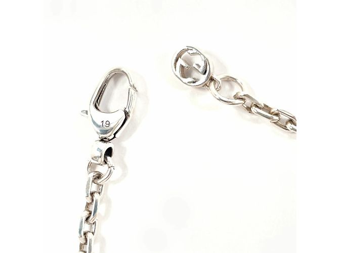 Pulseira de charme prateada Gucci GG Marmont - vista 5