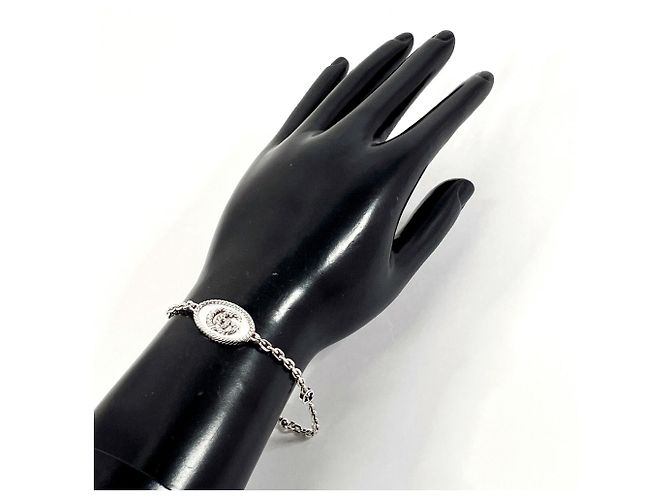 Pulseira de charme prateada Gucci GG Marmont - vista 7