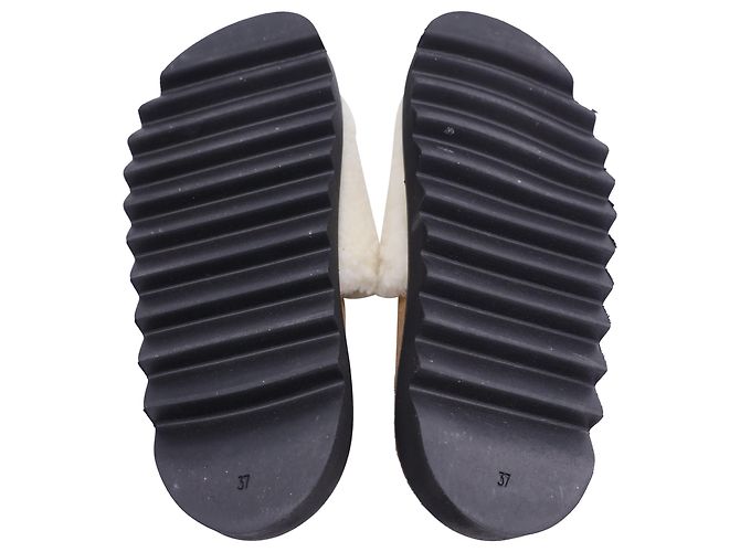 Iris & Ink Poppy Fleece-Slides aus weißer Wolle Roh - Ansicht 5