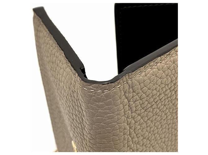 Cartera tri-fold Capucines XS Louis Vuitton - vista 3