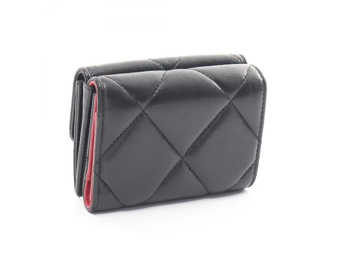 Chanel 19 Matelassé Dreifach-Brieftasche Schwarz - Ansicht 3