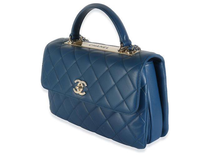 Borsa a mano media in pelle di agnello trapuntata blu navy Chanel - vista 3