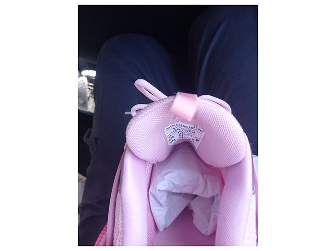 Sneakers Balenciaga in pelle rosa - vista 5