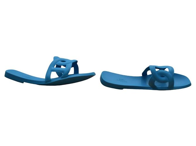 HERMÈS Infradito in gomma Aloha blu chiaro 37 con cinturini ritagliati - vista 5