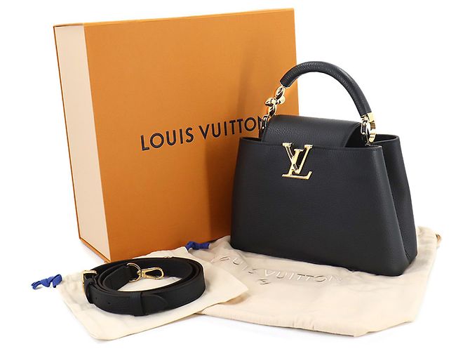 Louis Vuitton Capucines BB Shoulder Bag Black - view 9